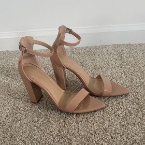 Wild Diva Pointed Toe Chunky Heel